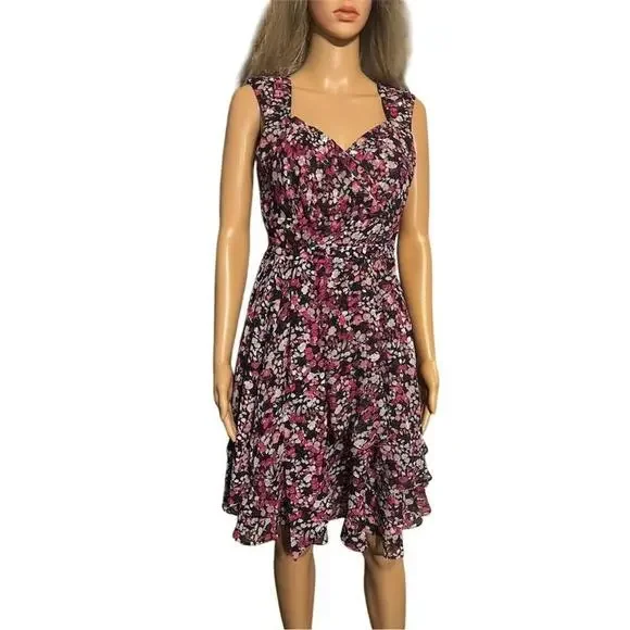 White House black market Fit Flare 4 Floral Black Feminine - Picture 2 of 10